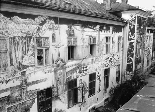 s170o.JPG - 52579 Bytes