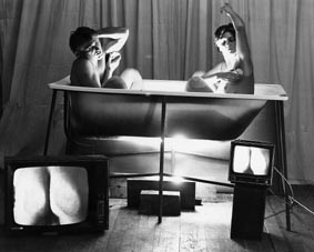 eins.JPG - 17327 Bytes